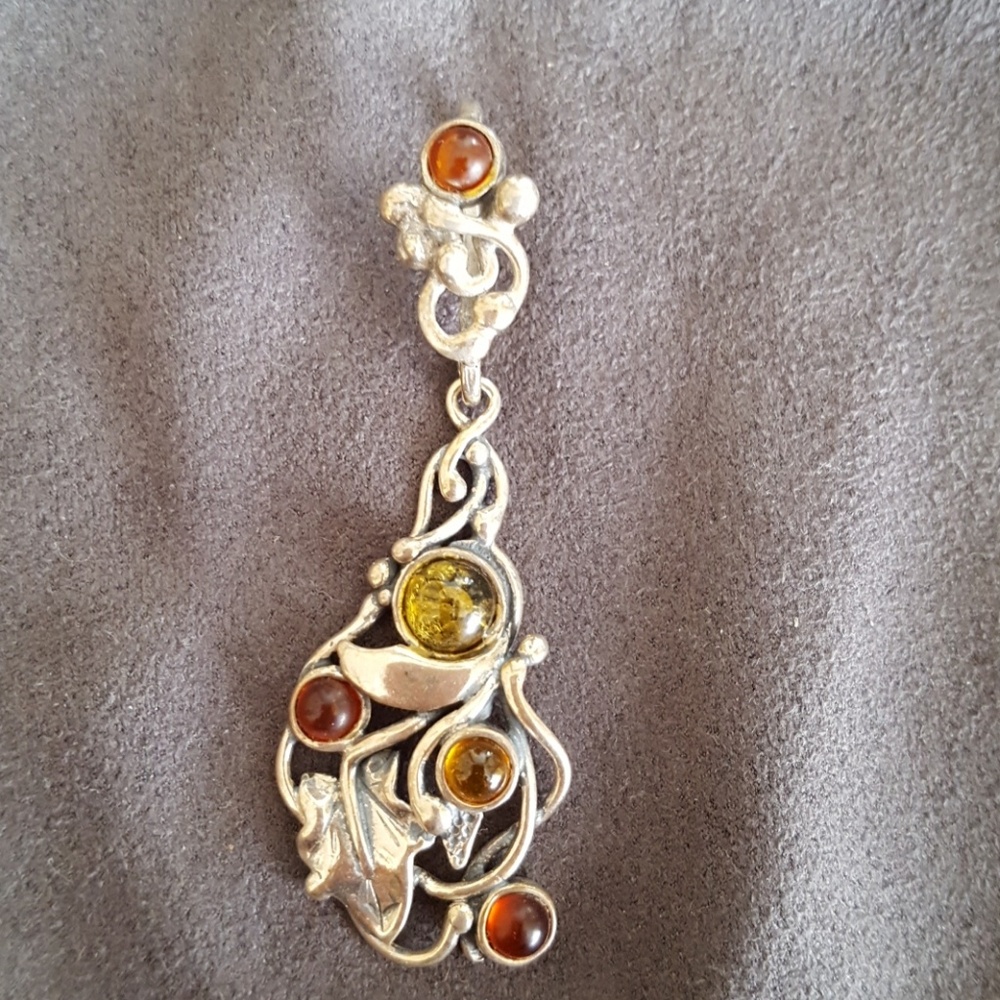 Amber Pendant